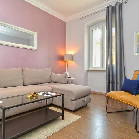 Apartment Ruzica 2272 Pula